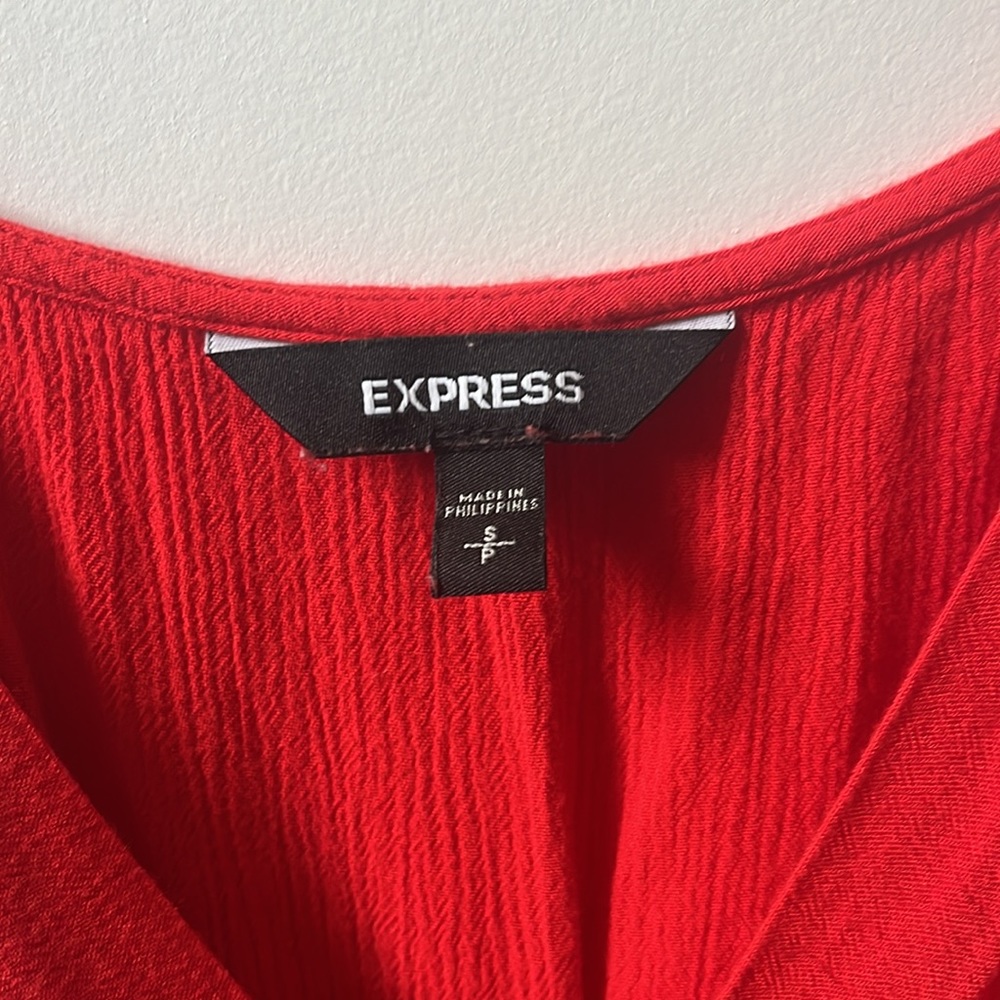 Red romper - Picture 3 of 3